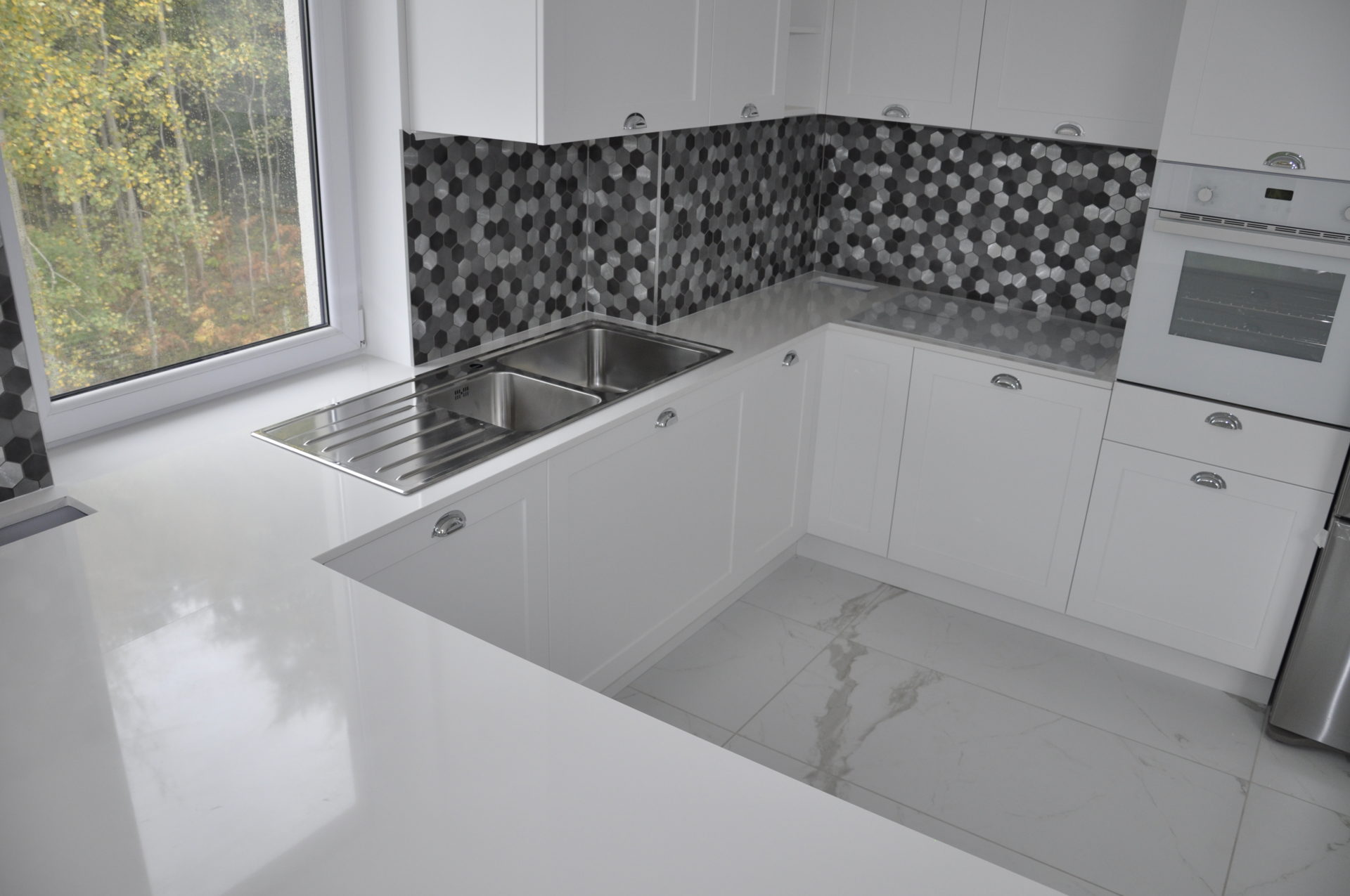 Konglomerat kwarcowy Biały Cool White 2cm PS Granit Gdynia