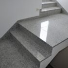 Bianco Sardo granit na schody od PSGranit