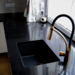 Konglomerat kwarcowy Star Lite Black