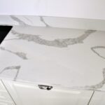 Konglomerat kwarcowy Calcatta Classico PS Granit Gdynia