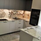 Patagonia biała kwarcyt naturalny przezierny