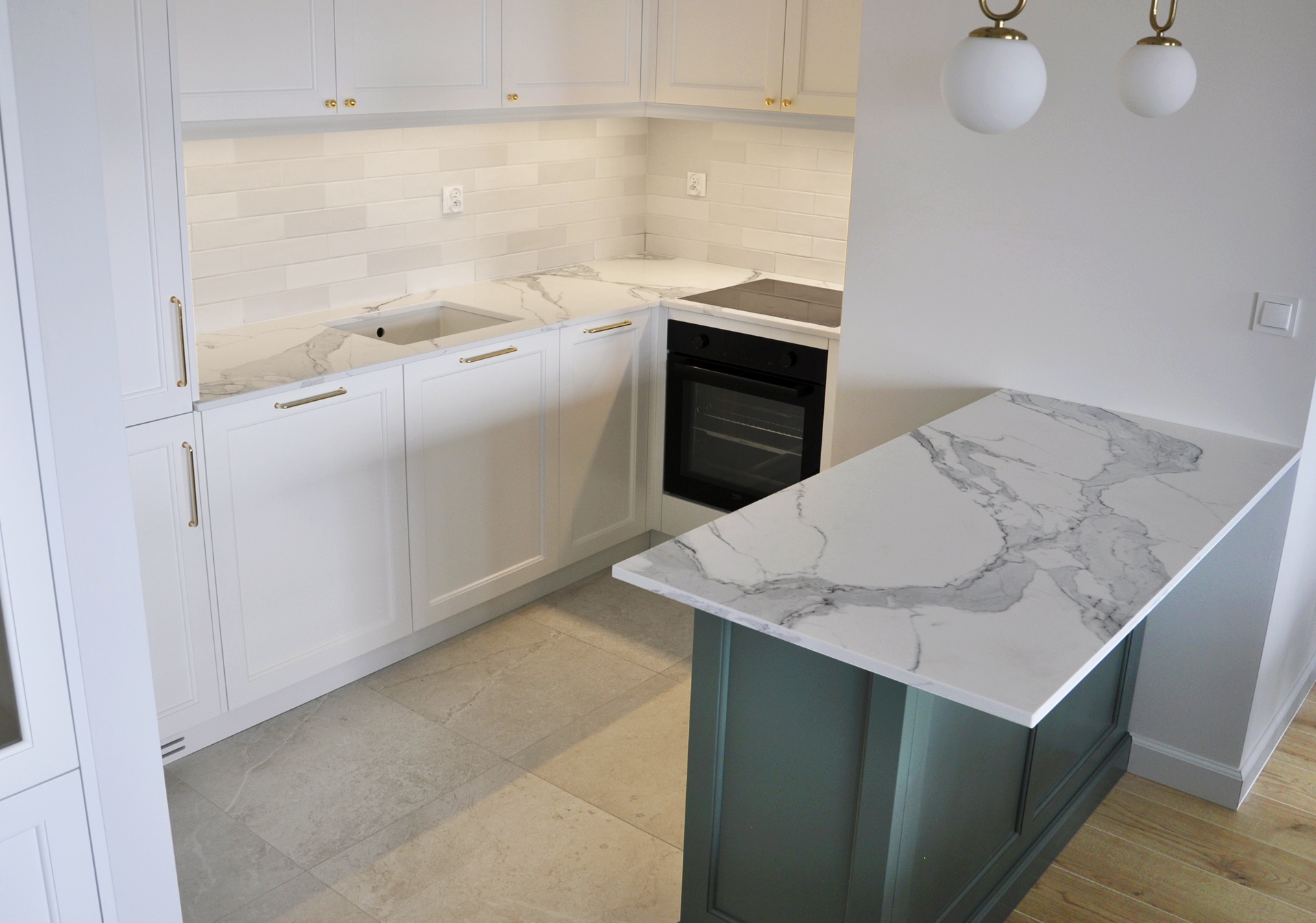 Calacatta White konglomerat kwarcowy PS Granit