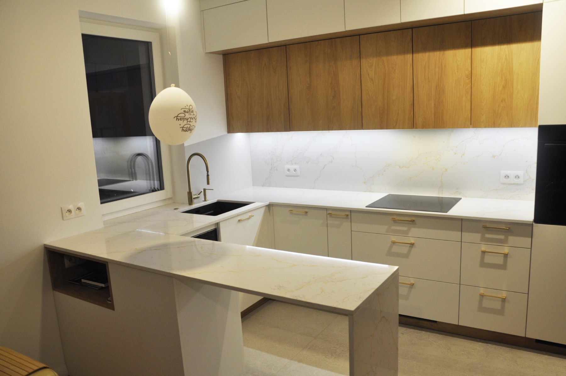 Calacatta Gold konglomerat kwarcowy PSgranit Gdynia