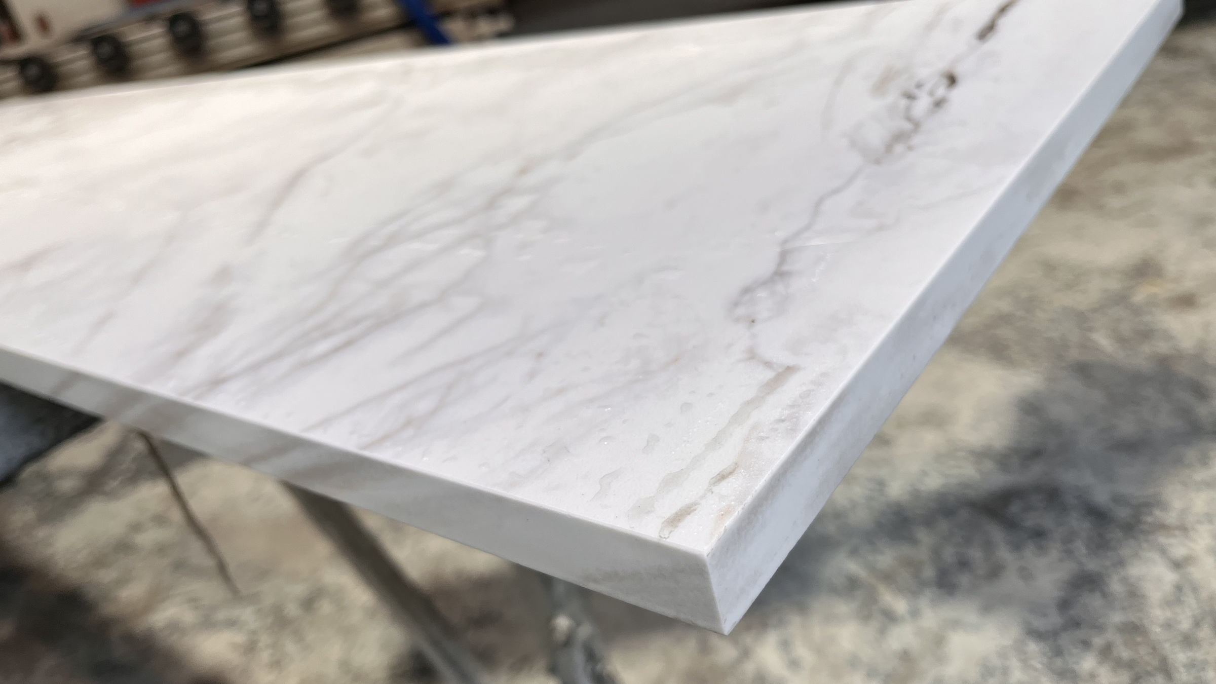 Carrara Gold spiek full body